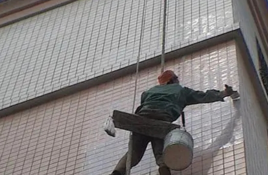 吉安市卫生间漏水维修公司分享下吉安市外墙防水的必要性。